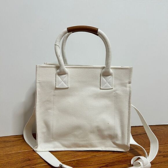 White crossbody  - Picture 3 of 4